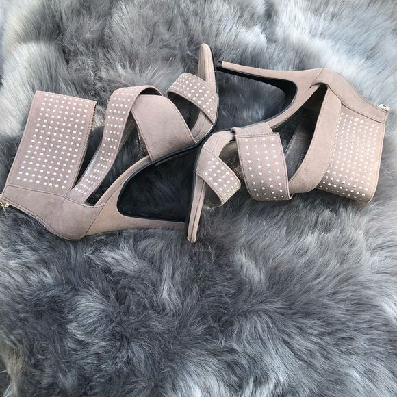 Rouge Helium Shoes - Rouge Helium Strappy Heel, Size 10